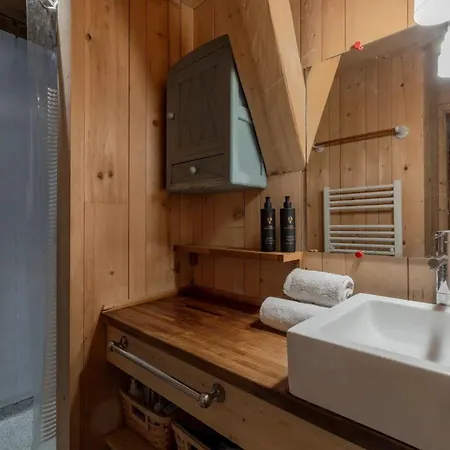 Le Lupin - By Care Concierge Chalet *